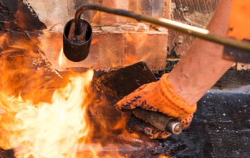 Renhold flat roof repair companies